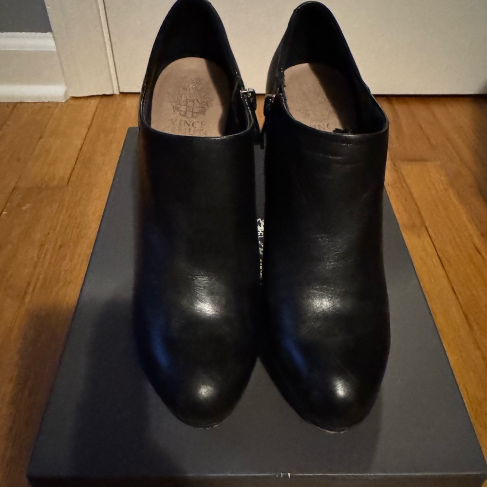 Vince Camuto Elvin Black Heeled Ankle Boots - Picture 3 of 13
